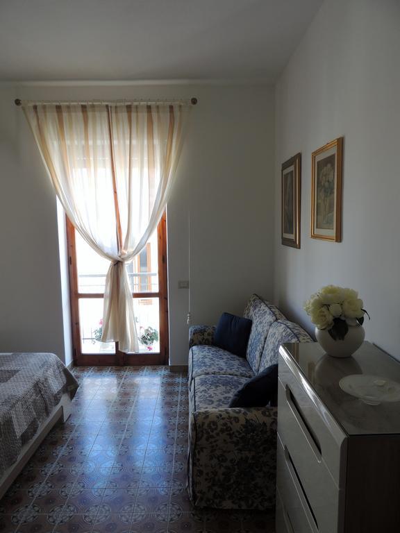 Mary Centro Storico Apartman Alghero Szoba fotó